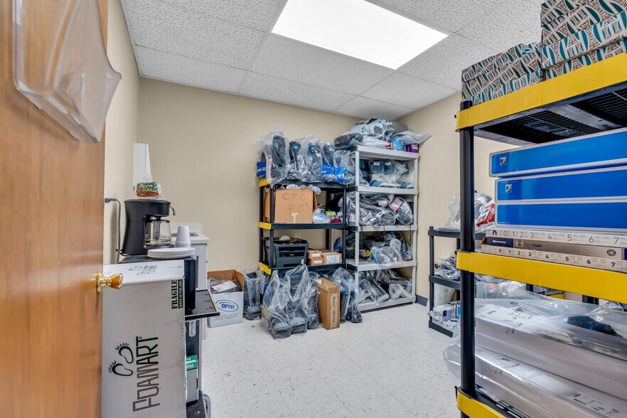 More Photos Of 721 N Beers St, Holmdel Medical For Sale