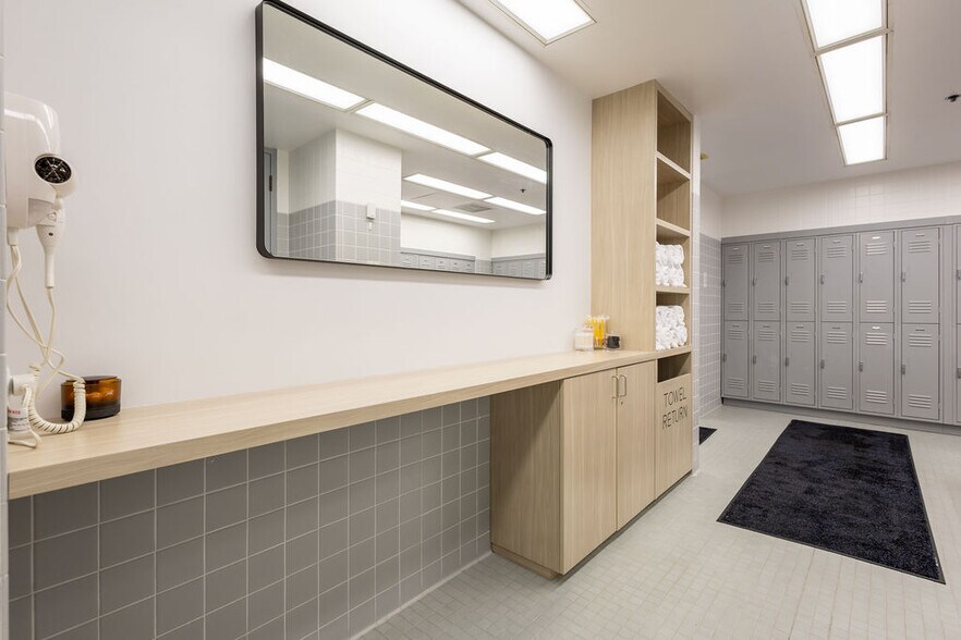 More Photos Of 1100 W Town and Country Rd, Orange Office For Lease