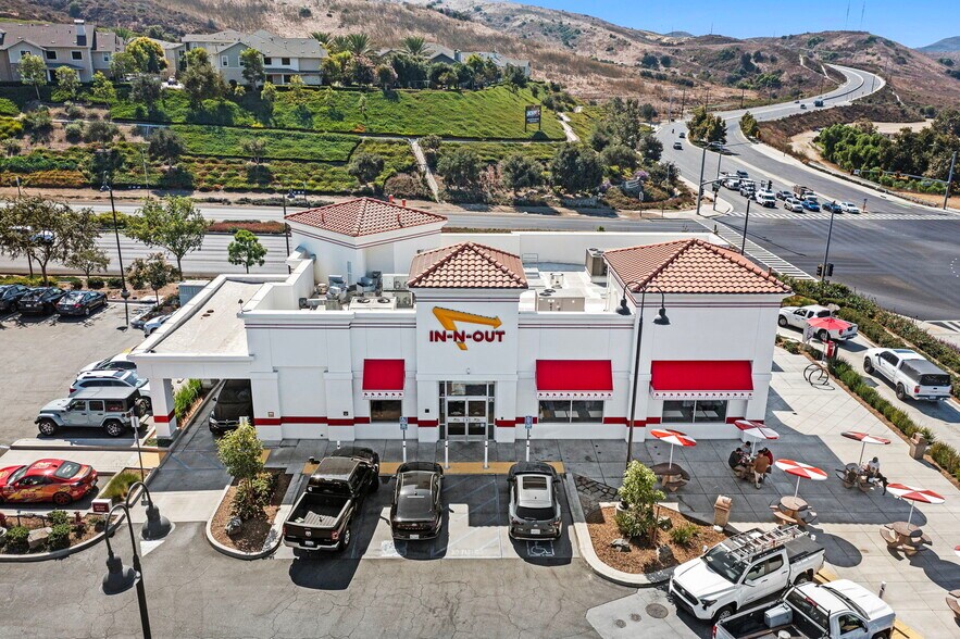 More Photos Of 29851 Ortega Hwy, Mission Viejo Unknown For Lease