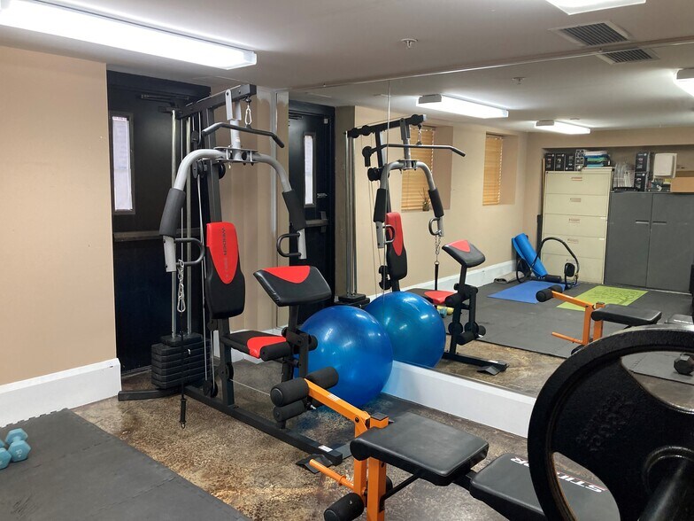 More Photos Of 1110 N Florida Ave, Tampa Office For Lease