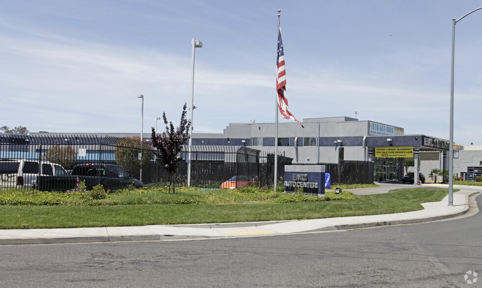 More Photos Of 41011 Albrae St, Fremont Warehouse For Lease