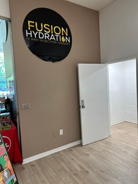 More Photos Of 200 Corporate Dr, Ladera Ranch Freestanding For Lease