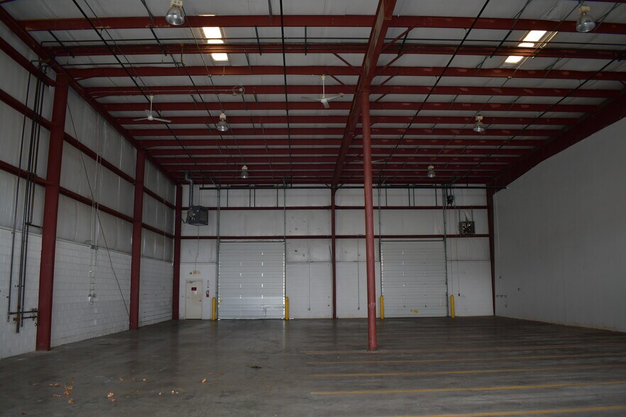 More Photos Of 115 Juliad Ct, Fredericksburg Warehouse For Lease