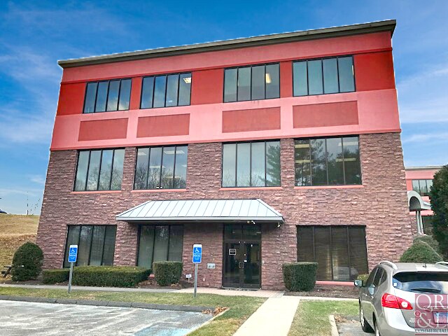 More Photos Of 55 Realty Dr, Cheshire Office For Lease
