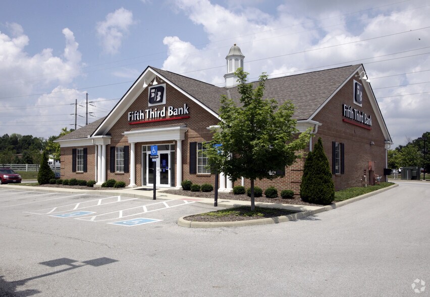 More Photos Of 5342 N Hamilton Rd, Columbus Bank For Sale