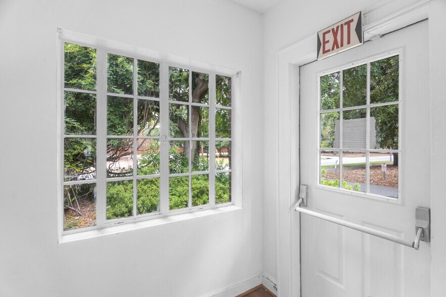 More Photos Of 105 Lancaster St SW, Aiken Loft Creative Space For Lease