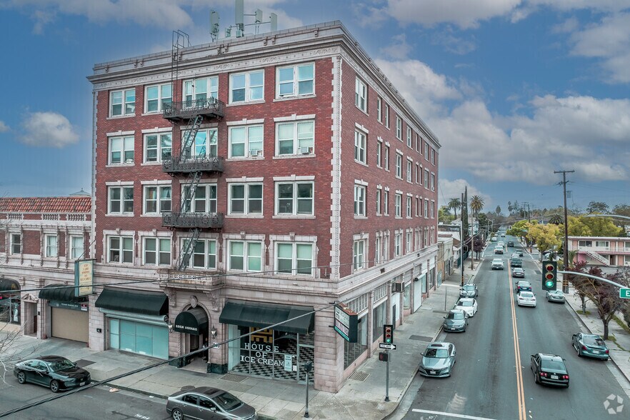 Primary Photo Of 945 N El Dorado St, Stockton Apartments For Lease