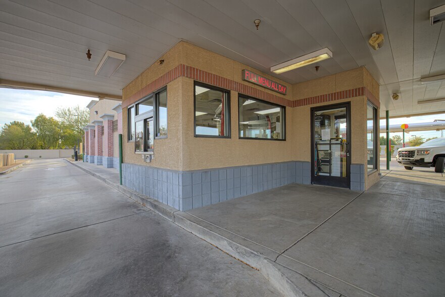 More Photos Of 689 N Arizona Ave, Gilbert Fast Food For Sale