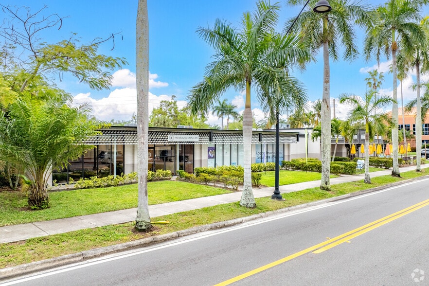 More Photos Of 2161 Mcgregor Blvd, Fort Myers Office For Sale