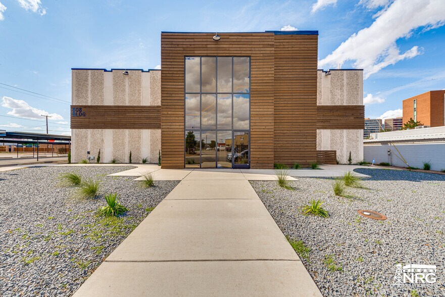 Primary Photo Of 808 W Indiana Ave, Midland Office For Lease