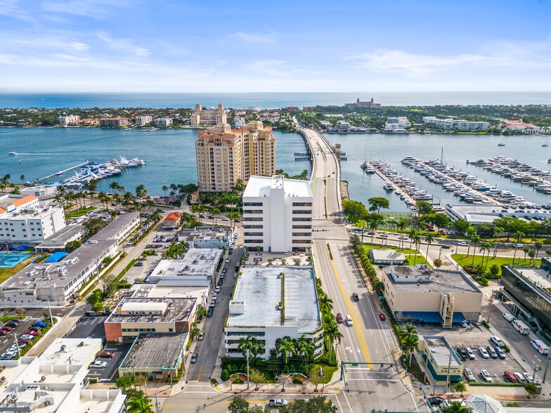 More Photos Of 625 N Flagler Dr, West Palm Beach Medical For Lease