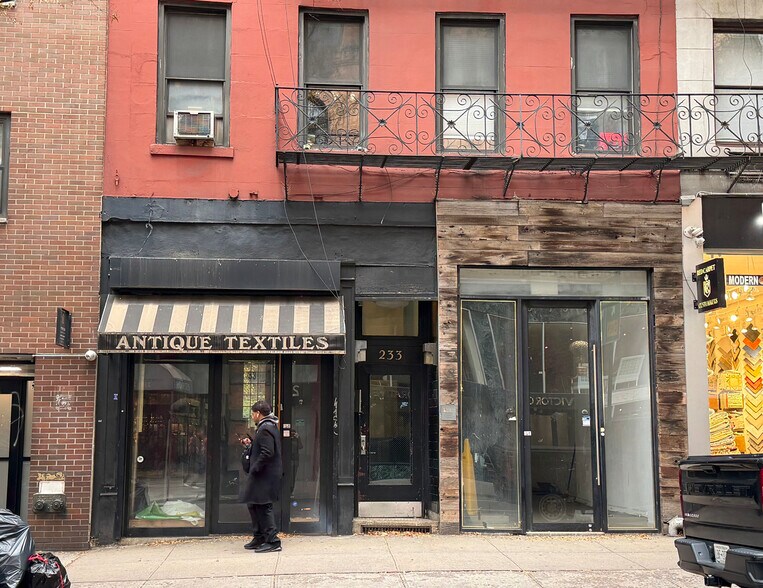 Primary Photo Of 233 E 59th St, New York Apartments For Lease