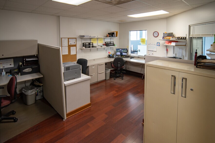More Photos Of 235 North St, Buffalo Medical For Sale