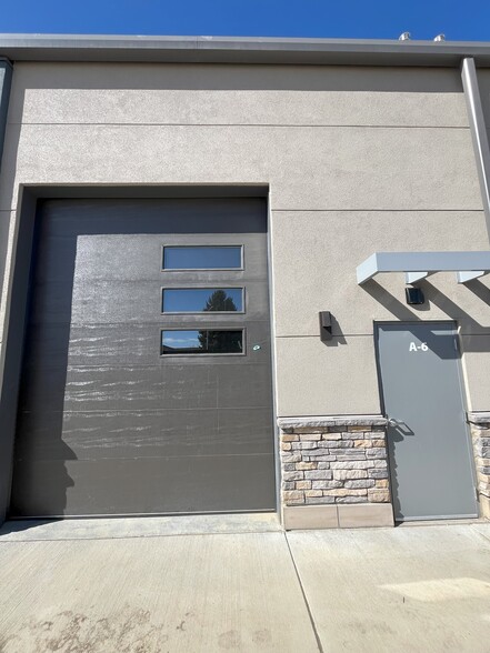 More Photos Of 1001 Depot Hill, Broomfield Showroom For Sale