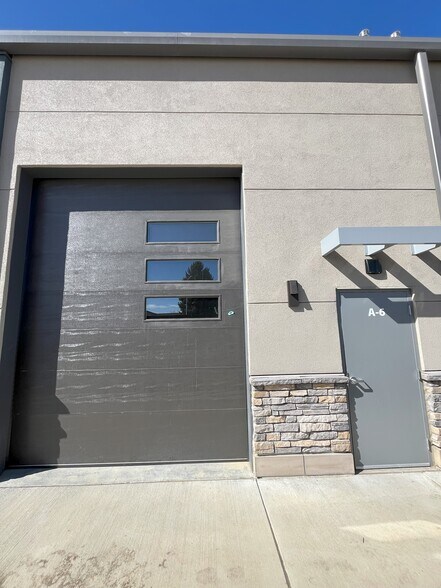 More Photos Of 1001 Depot Hill, Broomfield Showroom For Sale