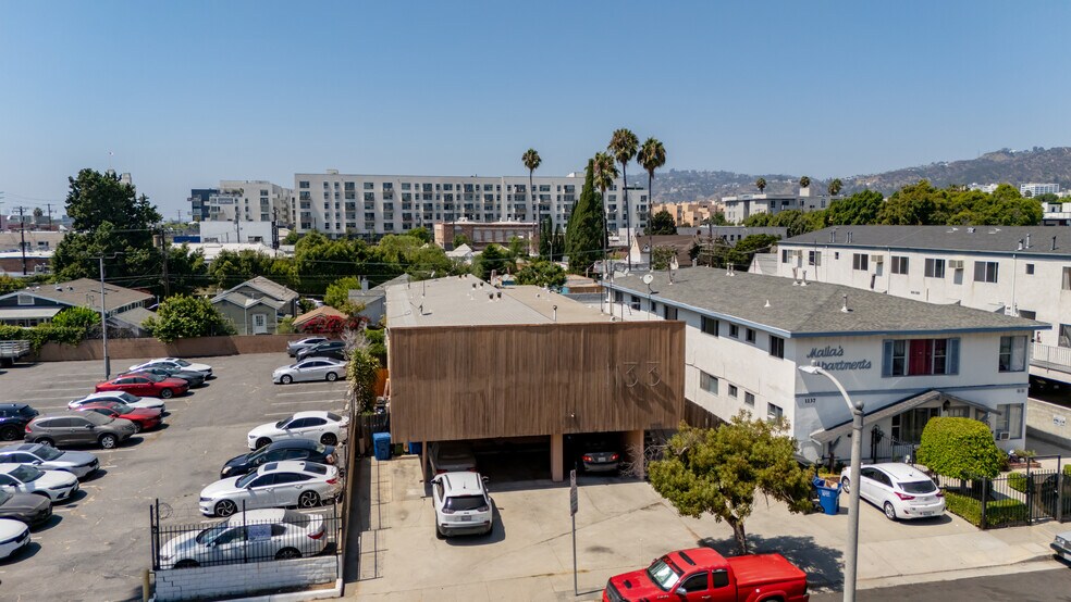 More Photos Of 1133 Wilcox Pl, Los Angeles Apartments For Sale