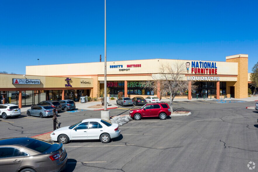 More Photos Of 3301 Menaul Blvd NE, Albuquerque Storefront For Sale