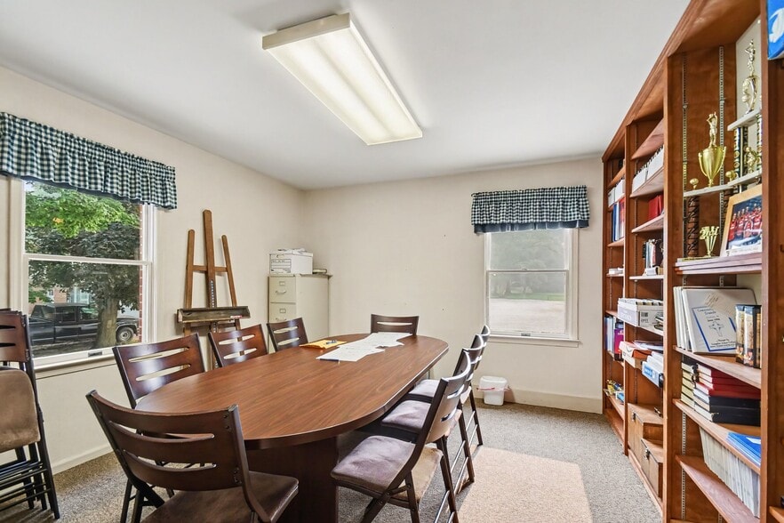 More Photos Of 206 Mill St, Middlebury Religious Facility For Sale