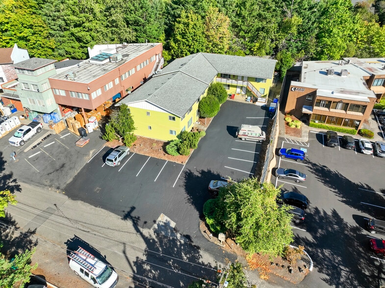 More Photos Of 4633 SW Huber St, Portland Apartments For Sale
