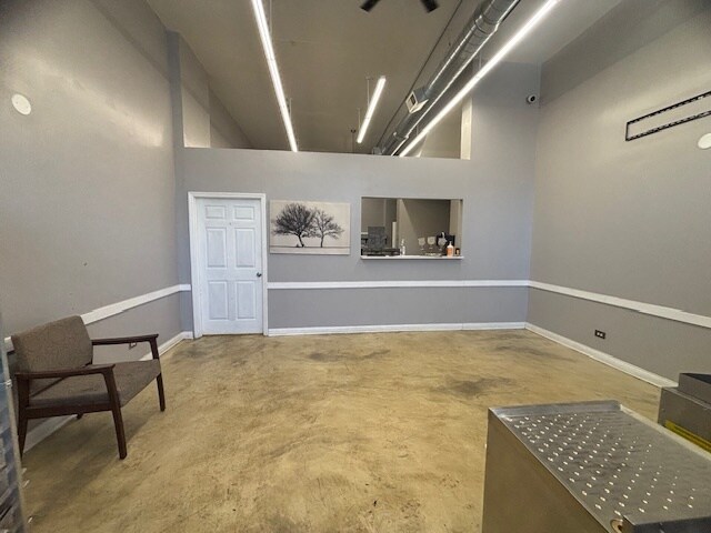 More Photos Of 4000-4022 S Western Ave, Chicago Multifamily For Sale