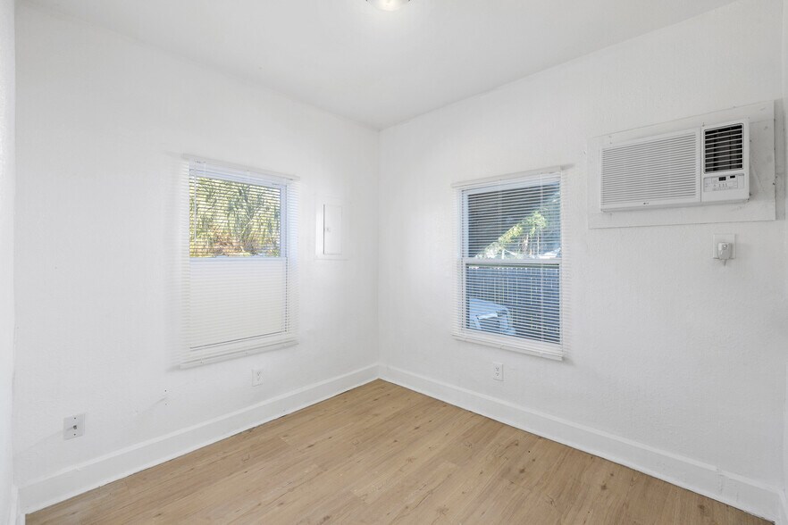 More Photos Of 1761 19th St S, Saint Petersburg Apartments For Sale