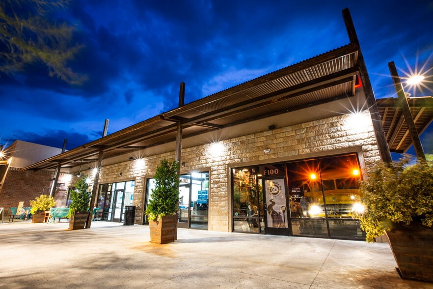 More Photos Of 145 W Sunset Rd, El Paso Unknown For Lease