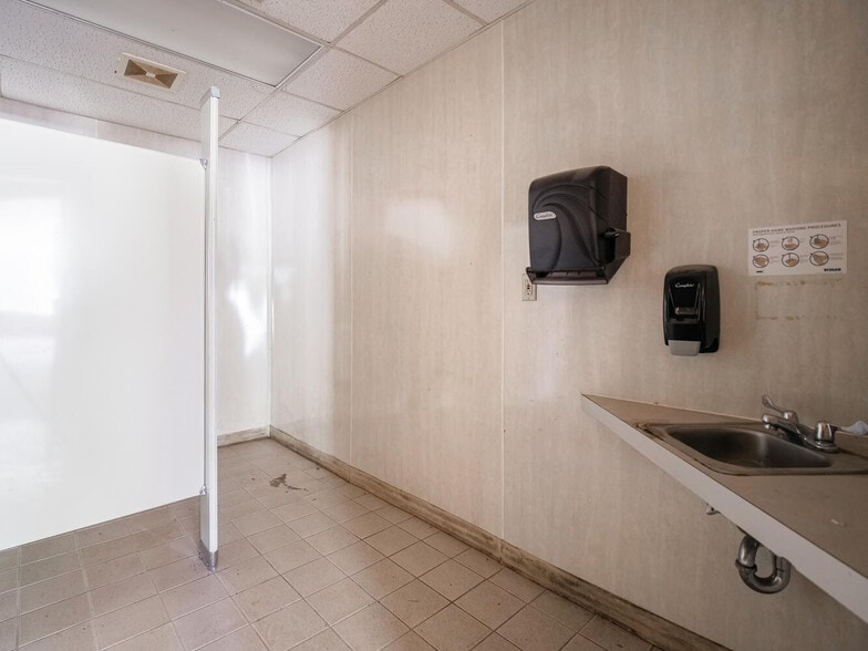 More Photos Of 323 Main St, Shirley Storefront Retail Office For Sale