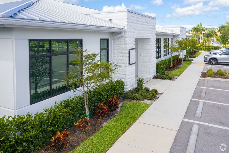 More Photos Of 15900 Old US Highway 41, Naples Unknown For Lease