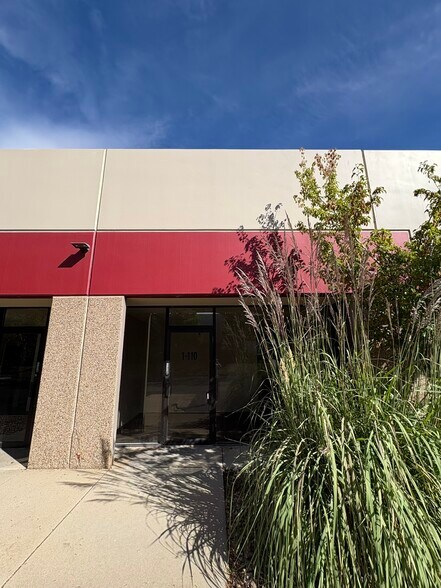 More Photos Of 5475 Peoria St, Denver Light Manufacturing For Lease