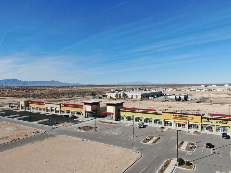 More Photos Of 12311 Montana Ave, El Paso General Retail For Lease