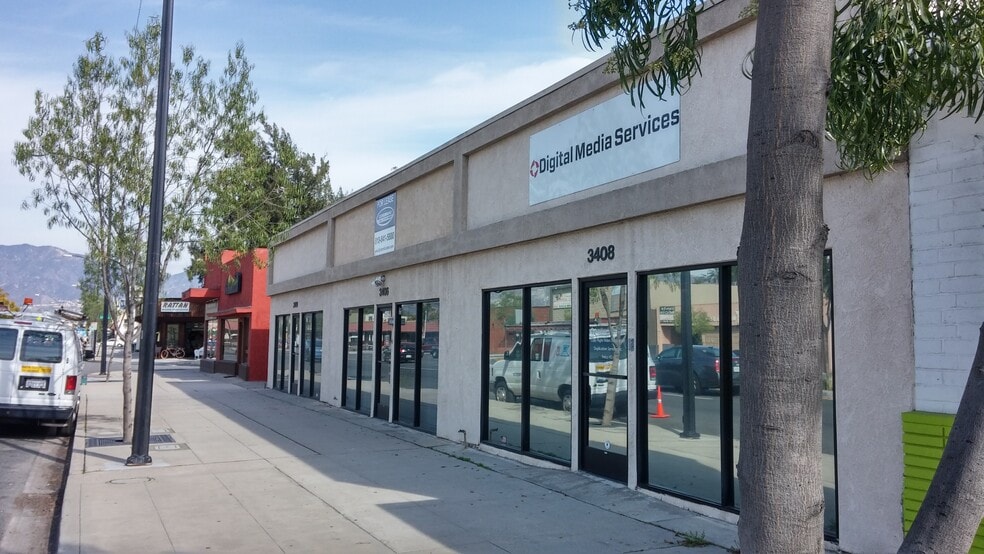 Primary Photo Of 3406 W Burbank Blvd, Burbank Flex For Lease