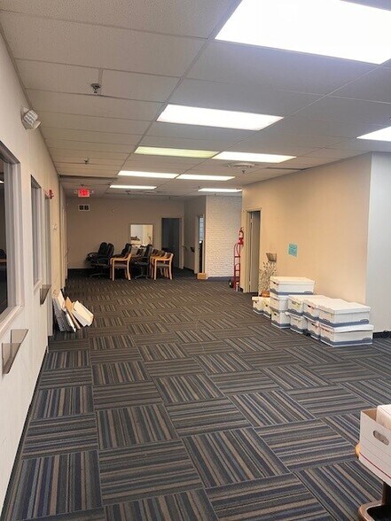 More Photos Of 19200 Cranwood Pky, Warrensville Heights Warehouse For Lease