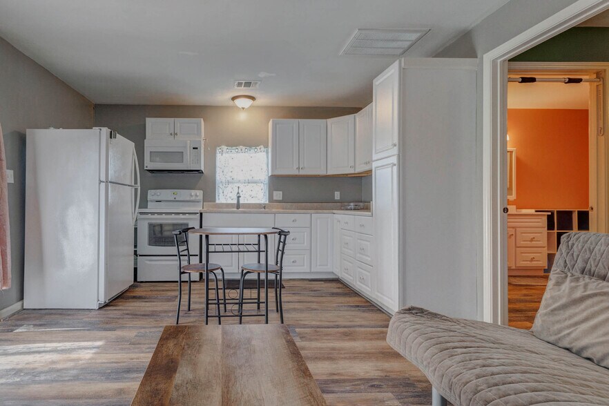 More Photos Of 38094 Joe Loggins Rd, Hempstead Specialty For Sale