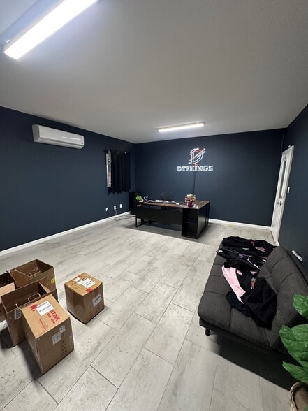 More Photos Of 5412 TX-317, Belton Specialty For Lease