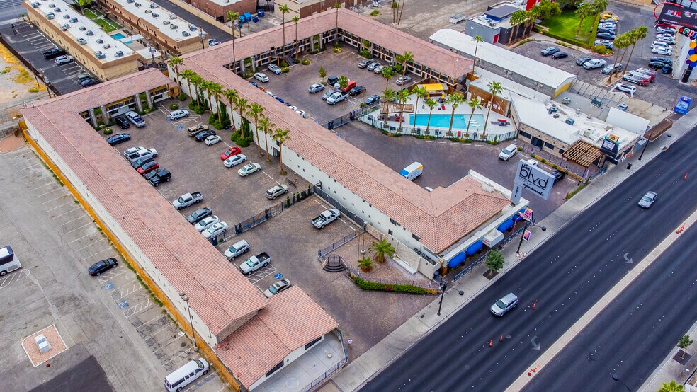 Primary Photo Of 2205-2211 Las Vegas Blvd, Las Vegas General Retail For Lease