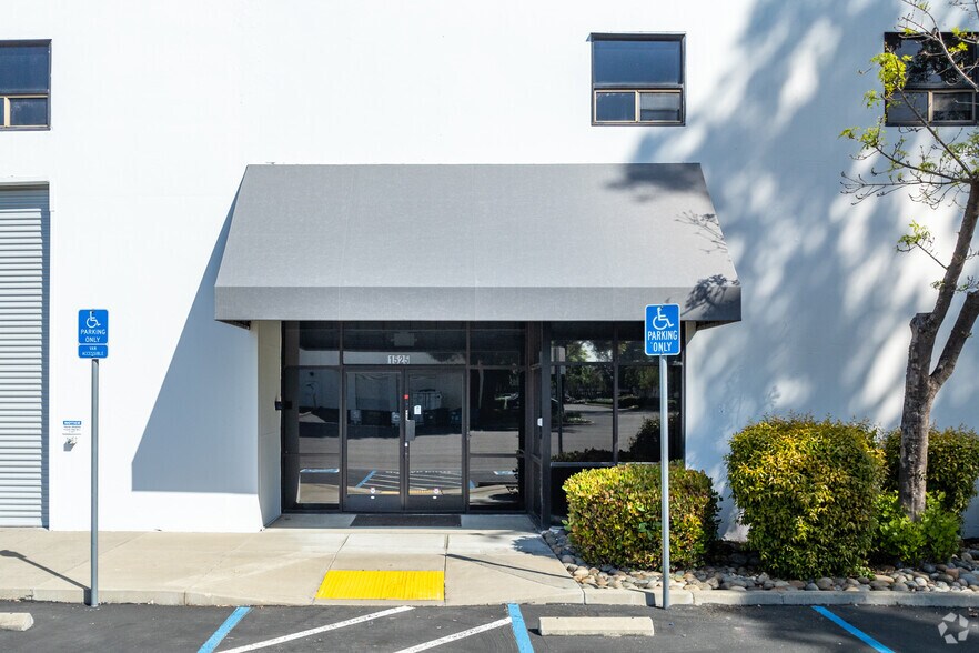 More Photos Of 1515-1525 Alvarado St, San Leandro Warehouse For Lease