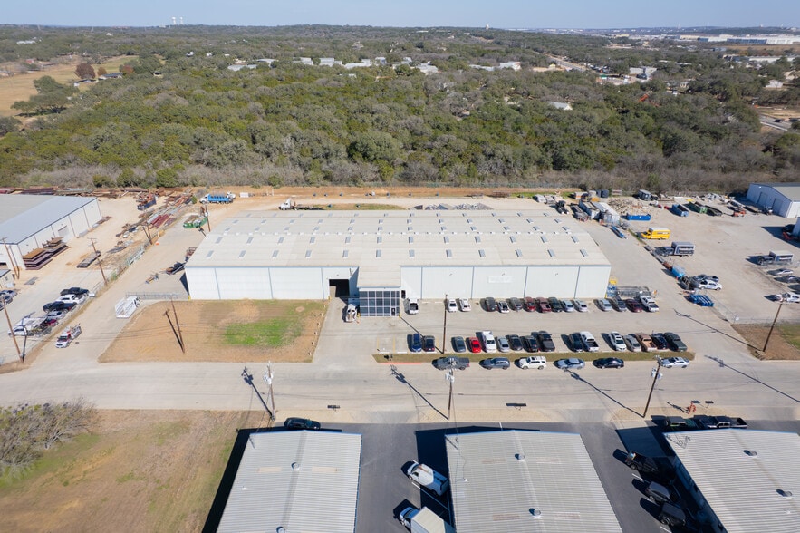 Primary Photo Of 18740 Goll St, San Antonio Warehouse For Lease