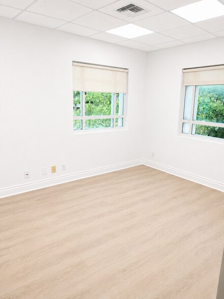 More Photos Of 200 NE 3rd Ave, Fort Lauderdale Coworking Space