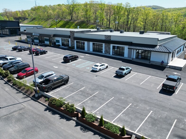 More Photos Of 1325 Highway 315 Blvd, Wilkes Barre Unknown For Lease