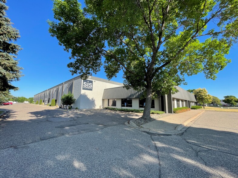 Primary Photo Of 6707 Shingle Creek Pky, Brooklyn Center Industrial For Sale