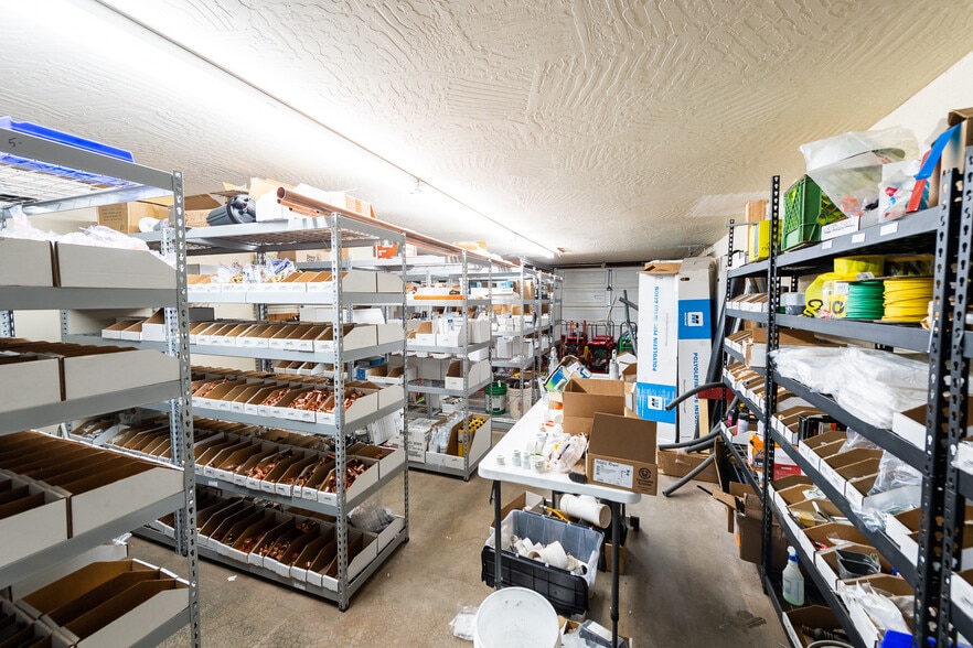 More Photos Of 50 Stutz Bearcat Dr, Sedona Specialty For Sale