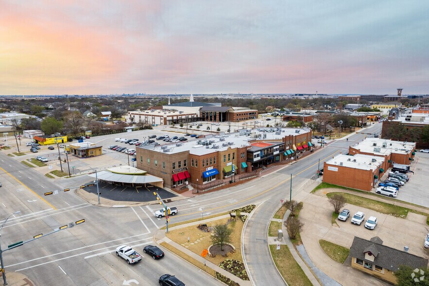 More Photos Of 129 S Main St, Grapevine Storefront Retail Office For Lease