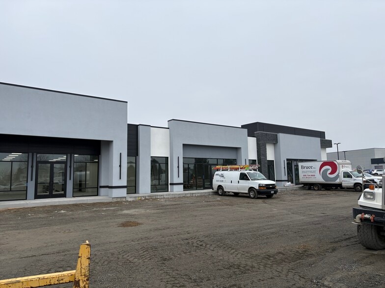 More Photos Of 9707 St Thomas dr, Pasco General Retail For Lease