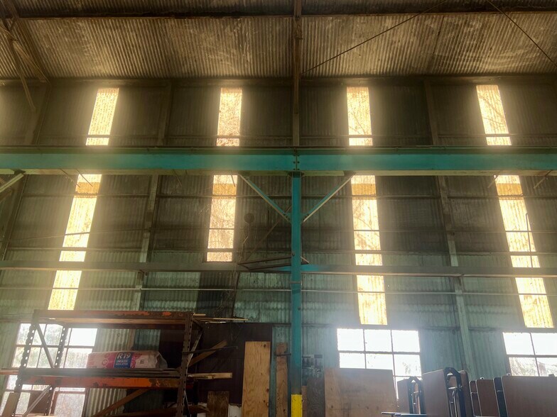 More Photos Of 3306 Charles Page Blvd, Tulsa Warehouse For Lease