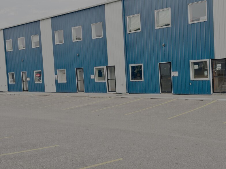 More Photos Of 8800 Venture Av SE, Calgary Warehouse For Sale