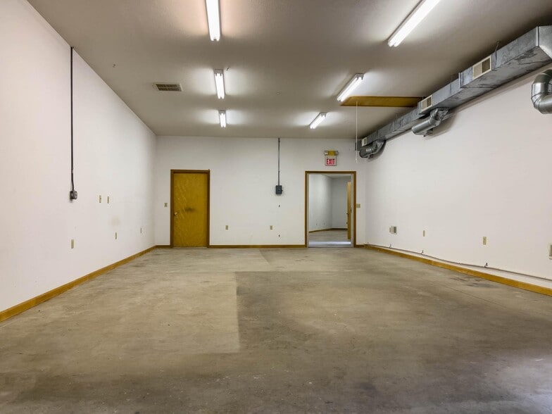 More Photos Of 703 Miami St, Urbana Storefront Retail Office For Sale