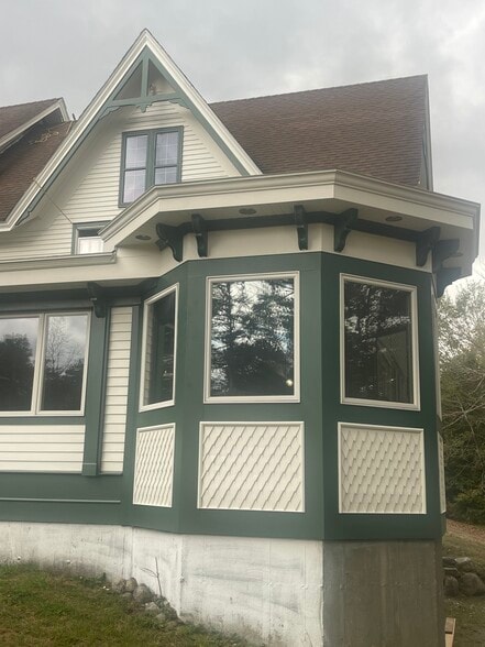 More Photos Of 477 Atateka Dr, Chestertown Hotel For Sale