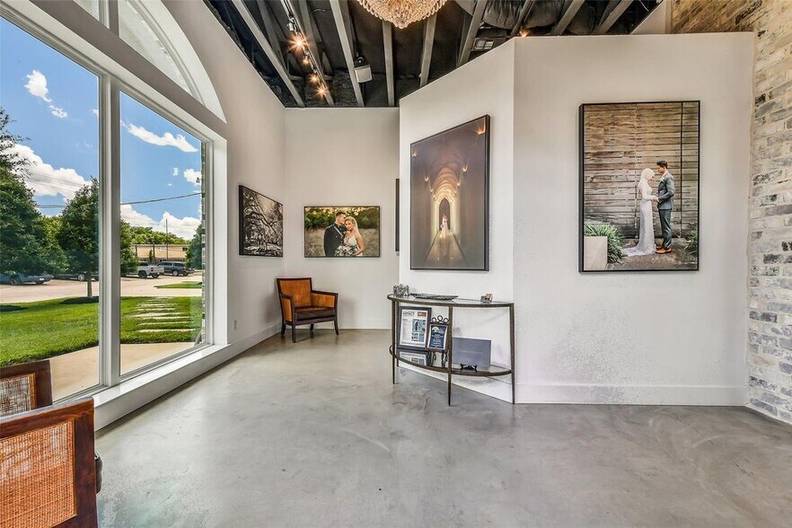 More Photos Of 316 Morningside Dr, Friendswood Loft Creative Space For Sale