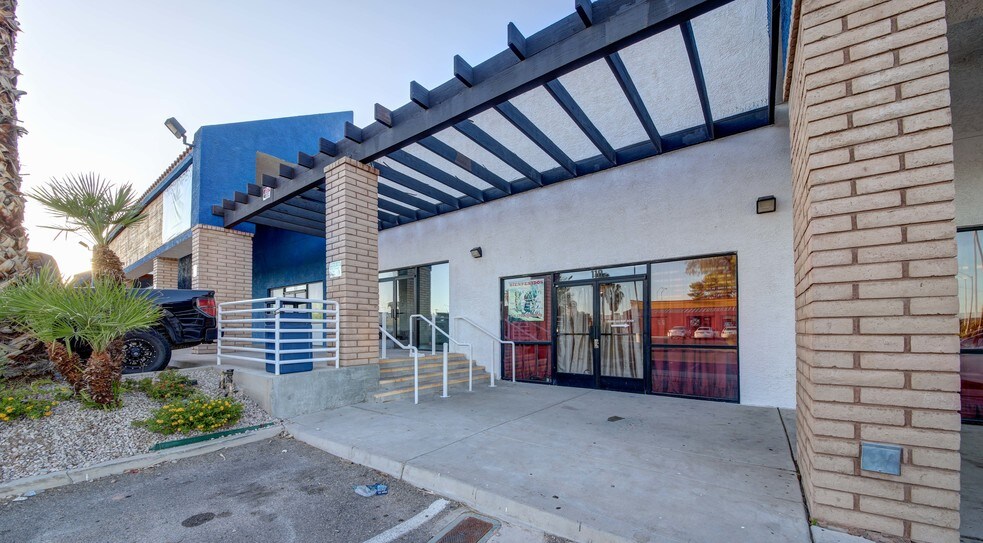 More Photos Of 4640 E Flamingo Rd, Las Vegas Storefront Retail Office For Lease
