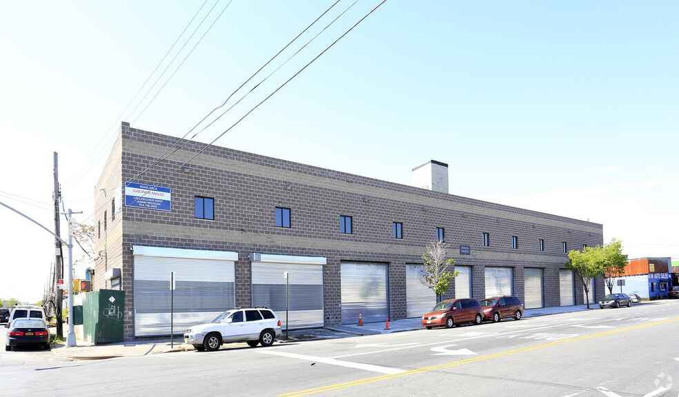 Primary Photo Of 1380-1390 Randall Ave, Bronx Warehouse For Lease